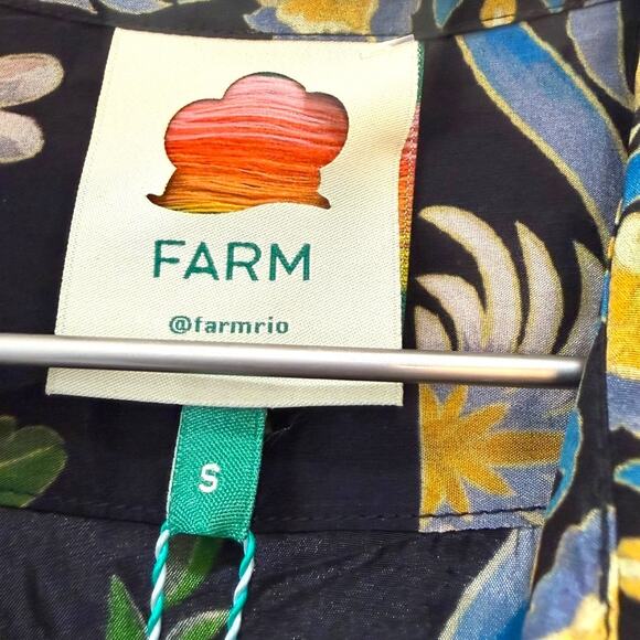 NWT Farm Rio Winter Garden Black Pajama Shirt Button Front Top Floral Size S - Picture 4 of 12